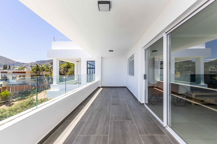 To Let 2 Bedroom Property for Rent in Camps Bay Western Cape